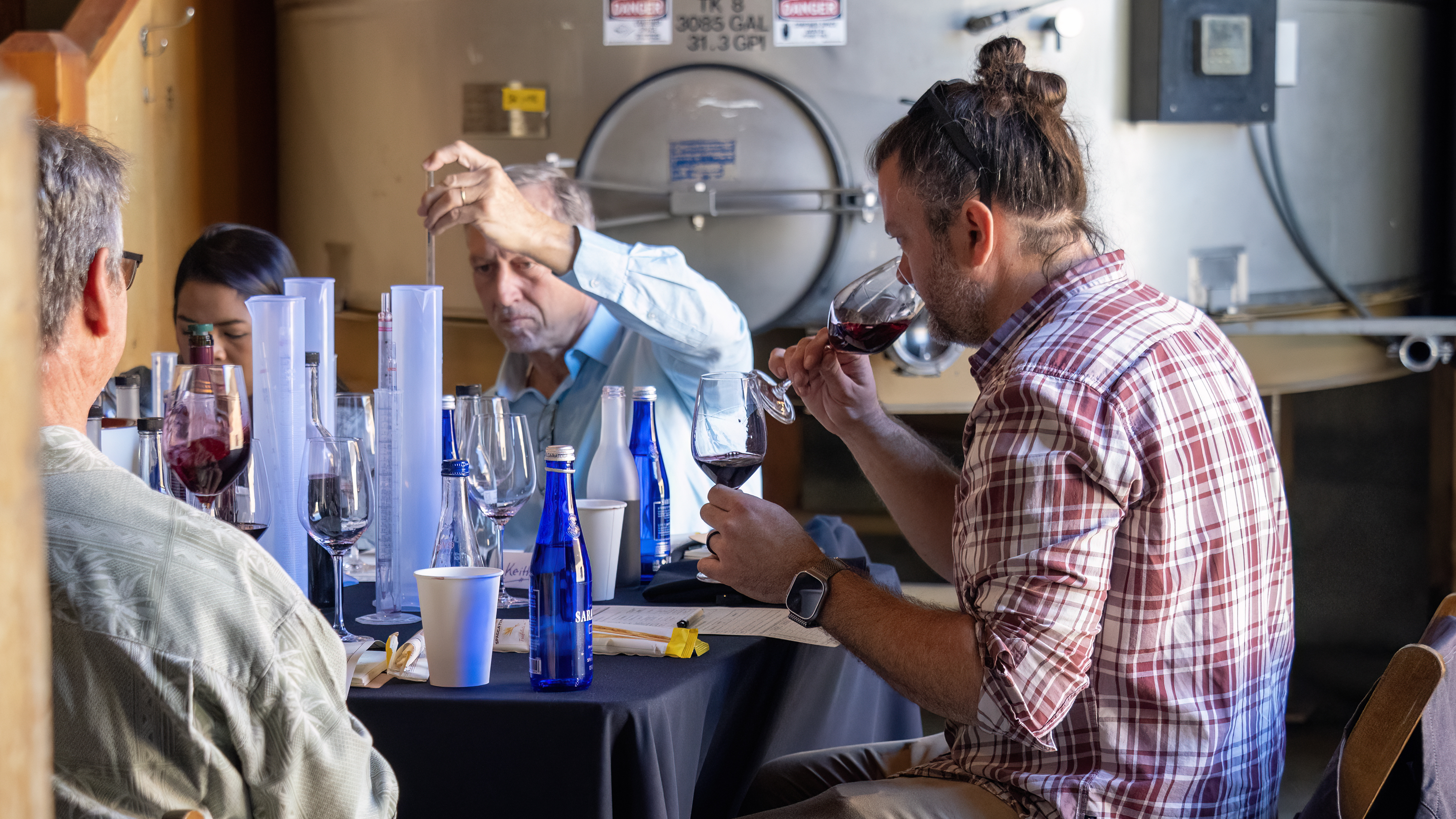Catagory 2026 Summit Circle Blending Experience: Cabernet Sauvignon. 16.9_5.19.26_SC Cabernet Blending_04